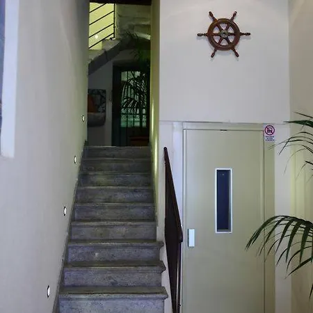 Palazzo Dei Corsari Апарт-отель Трапани
